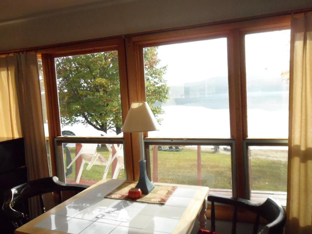 White Oak Motel & Cottages 霍尔德内斯 客房 照片