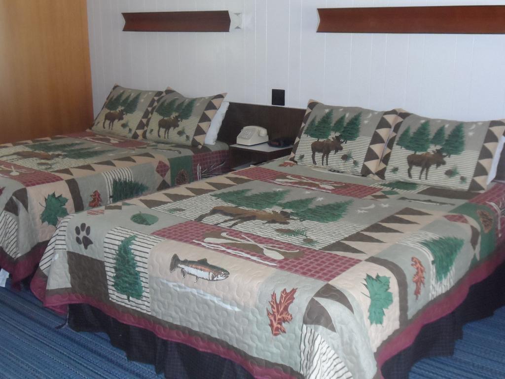 White Oak Motel & Cottages 霍尔德内斯 客房 照片