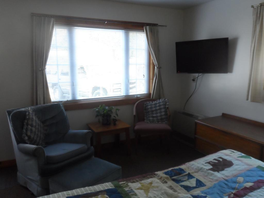 White Oak Motel & Cottages 霍尔德内斯 客房 照片