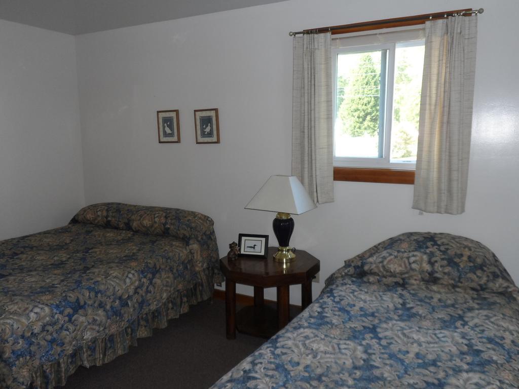 White Oak Motel & Cottages 霍尔德内斯 客房 照片
